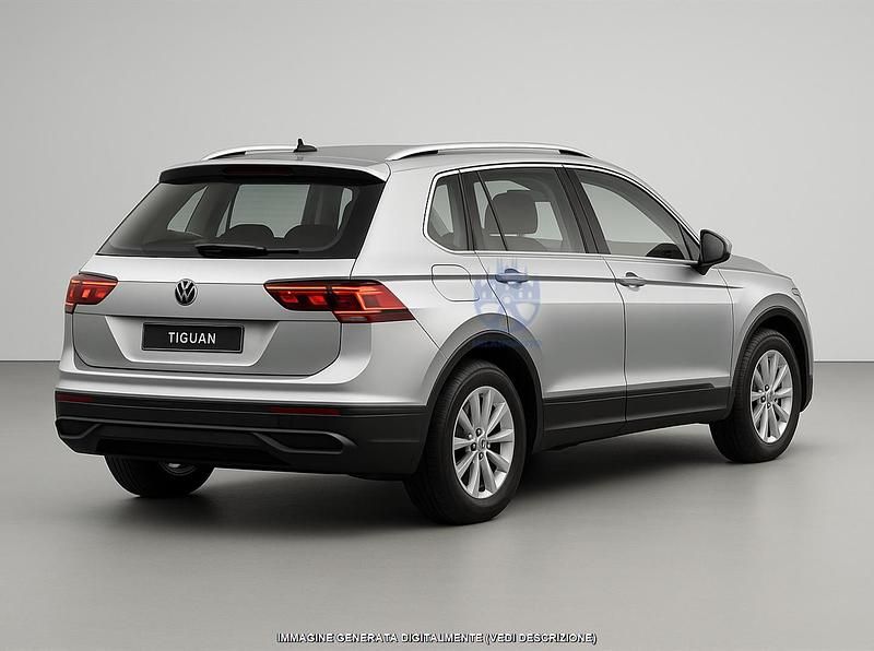 Usata VW Tiguan Move 150 CV (110 kW) 2024 Argento SUV