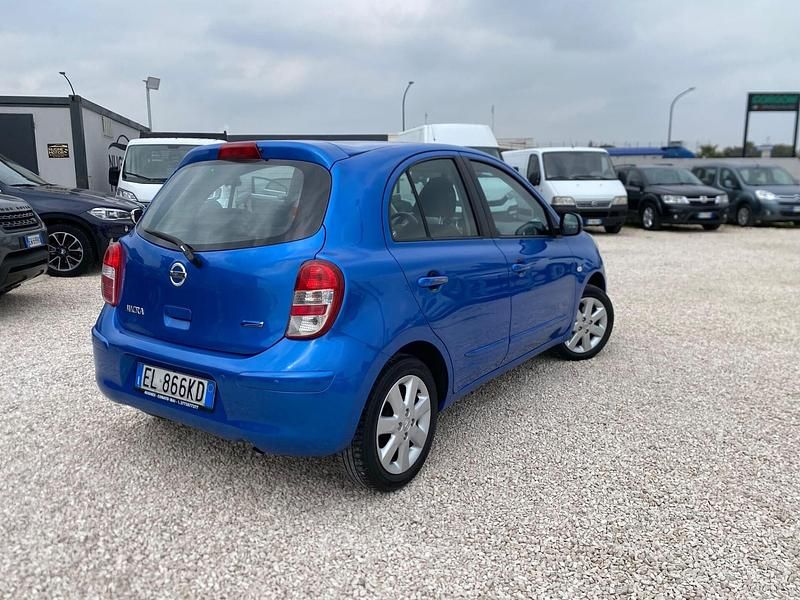Usata Nissan Micra Tekna 80 CV (58 kW) 2011 Blu Utilitaria