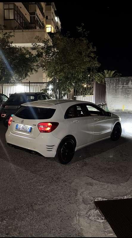 Usata Mercedes A180 Premium 109 CV (80 kW) 2013 Berlina