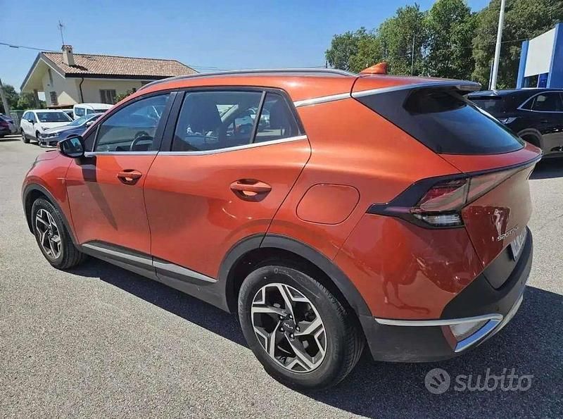 Usata Kia Sportage 136 CV (100 kW) 2022 Arancione SUV