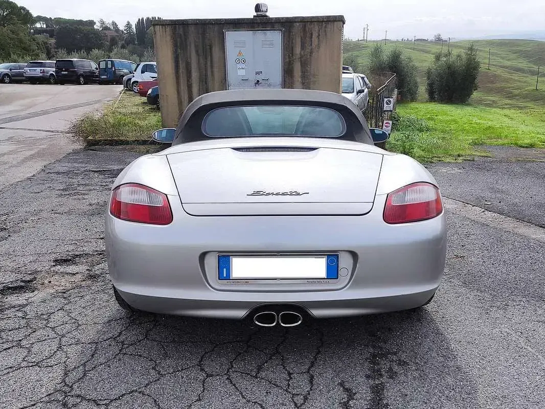 Usata Porsche Boxster 241 CV (177 kW) 2005 Argento Cabrio