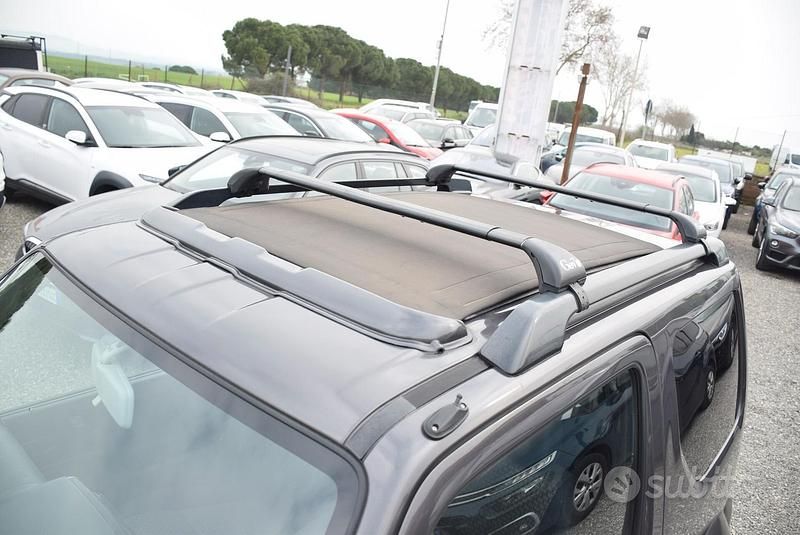 Usata Suzuki Jimny 86 CV (63 kW) 2011 Grigio SUV