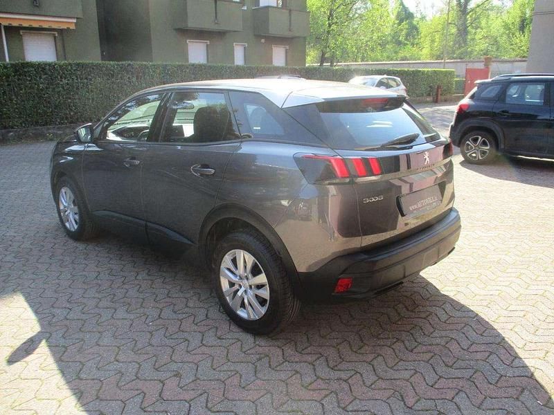 Usata Peugeot 3008 Active 131 CV (96 kW) 2023 Grigio SUV