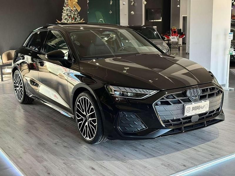 Nuova Audi A3 S-Line 150 CV (110 kW) 2025 Nero mythos metallizzato Berlina