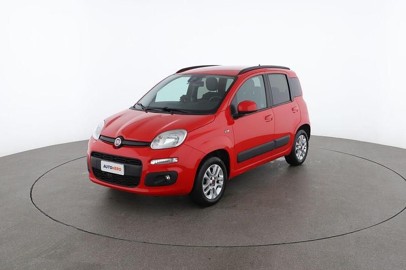 Rosso Usata 2018 Fiat Panda Lounge Due volumi | 9699 € (Buon prezzo) - Immagine 1/3