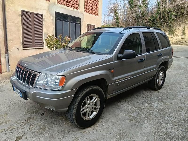 Usata Jeep Grand Cherokee Laredo 2002 Grigio SUV