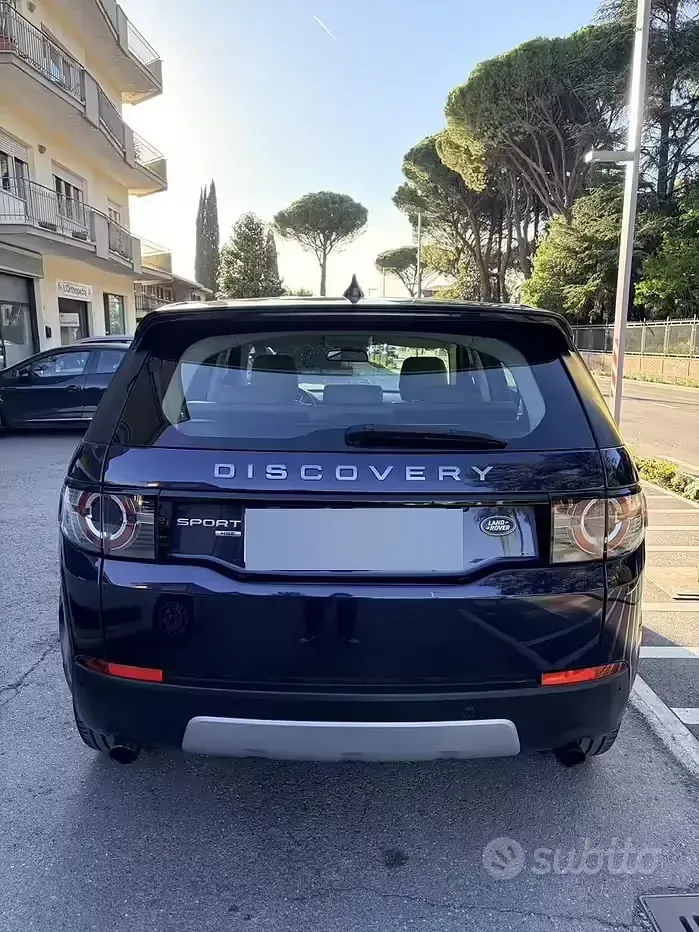 Second-hand Land Rover Discovery Sport HSE 179 CP (131 kW) 2019 Albastru SUV