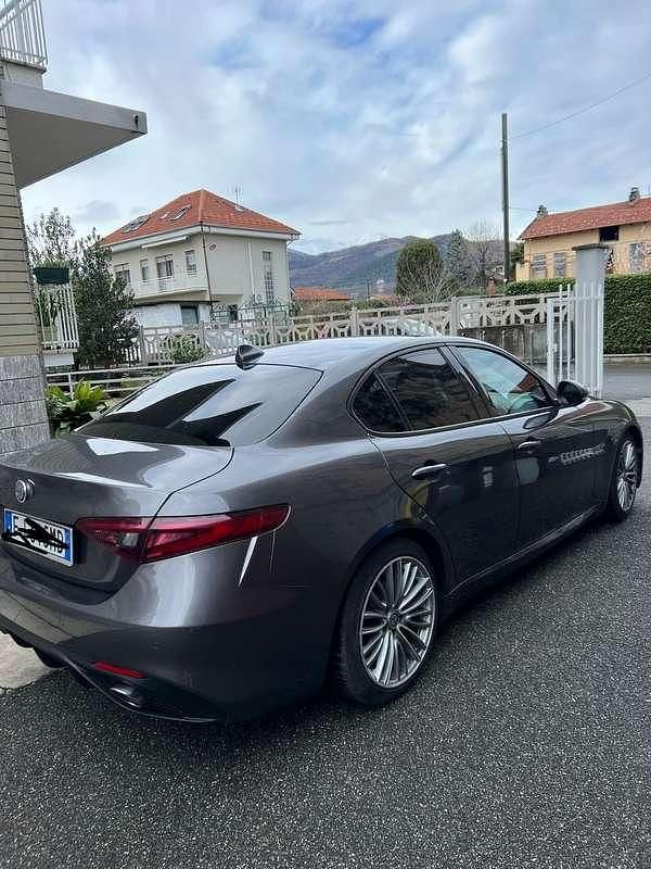 Usata Alfa Romeo Giulia Business 150 CV (110 kW) 2017 Berlina