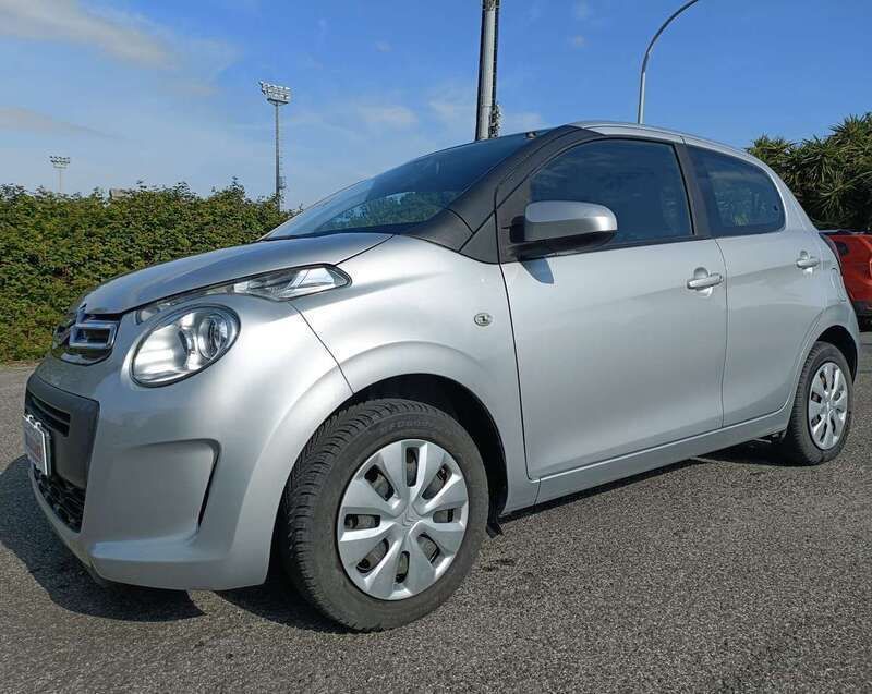 Grigio Usata 2017 Citroën C1 Shine Due volumi | 7800 € (Ottimo prezzo) - Immagine 1/4
