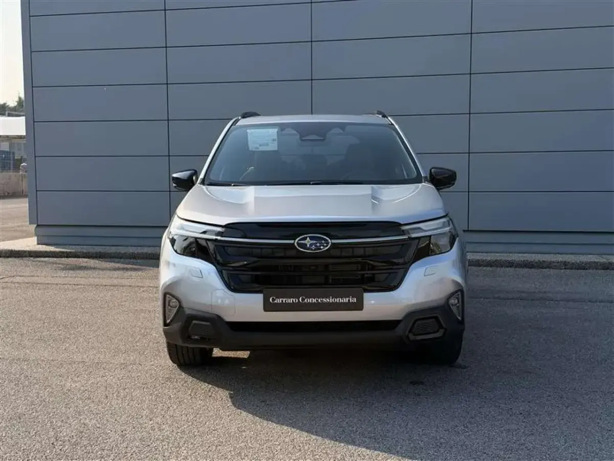 Nuevo Subaru Forester Premium 136 CV (100 kW) 2026 Plateado SUV