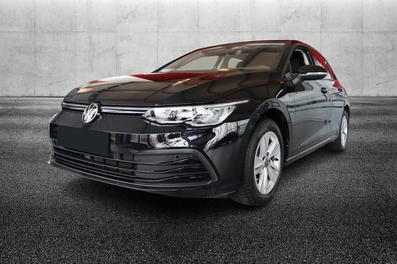 Usata VW Golf VIII Life 116 CV (85 kW) 2023 Nero metallizzato Berlina