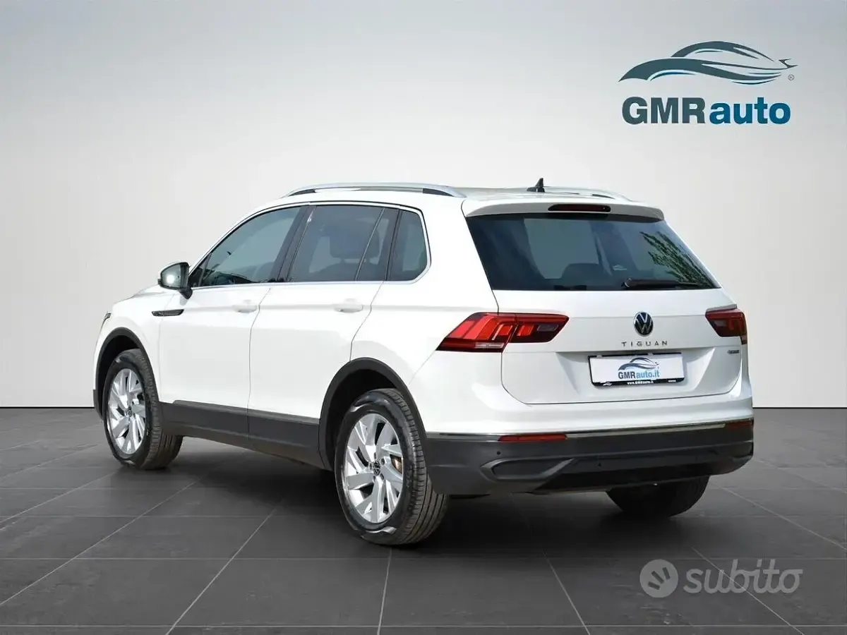 Usata VW Tiguan Life 150 CV (110 kW) 2023 Bianco SUV