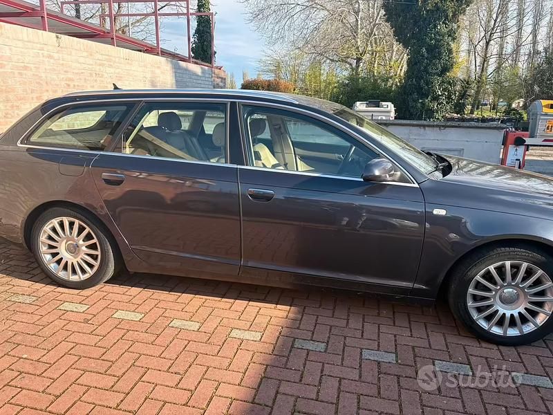 Usata Audi A6 2005 Blu Station wagon