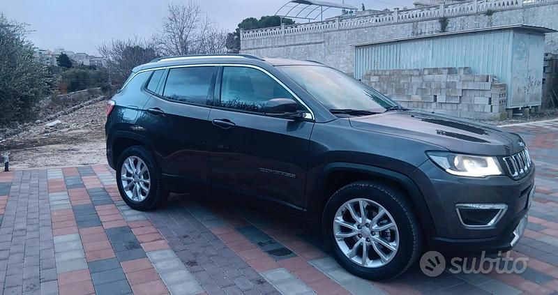 Usata Jeep Compass Limited 131 CV (96 kW) 2021 Grigio SUV