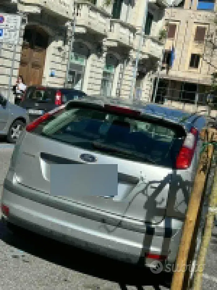 Usata Ford Focus 90 CV (66 kW) 2007 Grigio Berlina