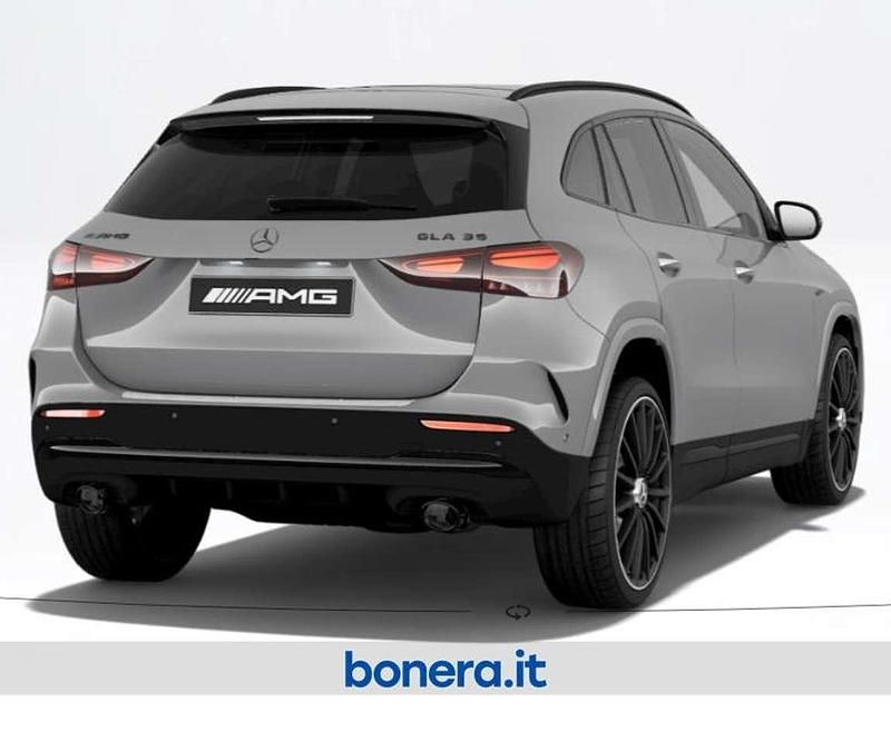 Nuova Mercedes GLA35 AMG Premium 306 CV (225 kW) 2026 Grigio alpi manufaktur SUV