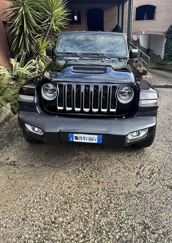 Usata Jeep Gladiator Overland 264 CV (194 kW) 2021 Nero Pick-up