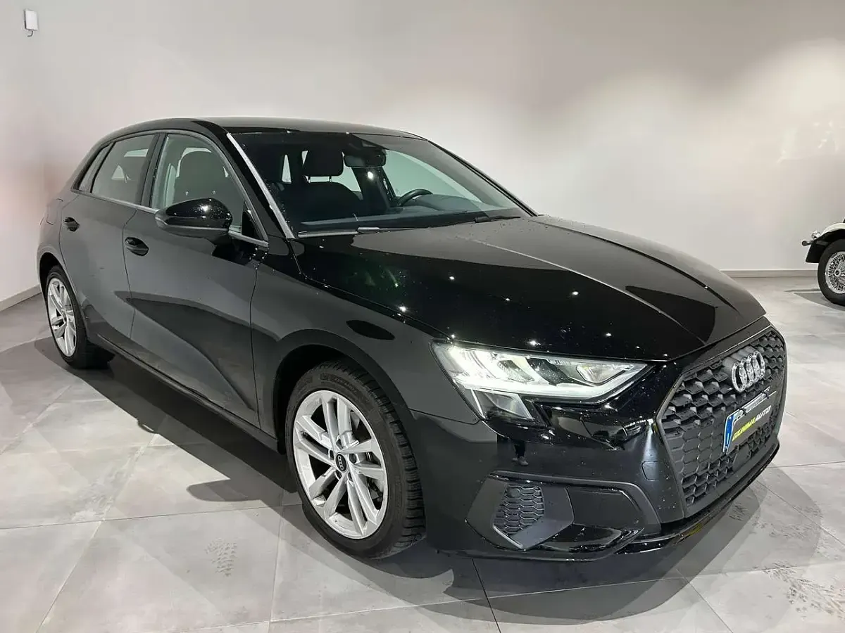 Usata Audi A3 116 CV (85 kW) 2023 Nero Berlina