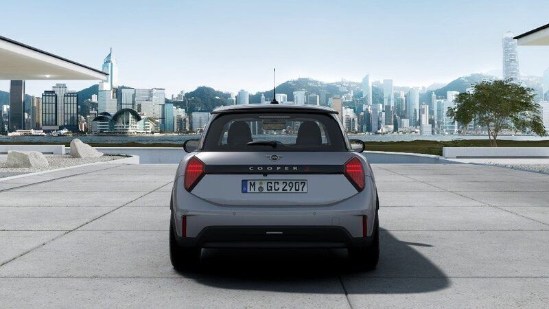 Nuova Mini Cooper S Essential 204 CV (150 kW) 2025 Grigio / metallizzato Utilitaria
