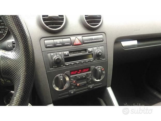 Usata Audi A3 Ambition 140 CV (102 kW) 2005 Grigio Berlina