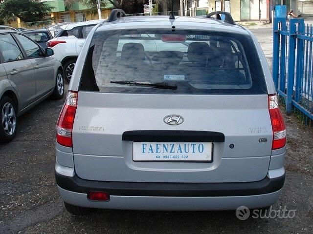 Usata Hyundai Matrix 110 CV (80 kW) 2006 Grigio Monovolume