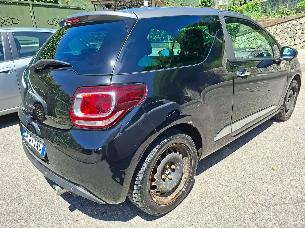 Usata Citroën DS3 82 CV (60 kW) 2013 Nero Berlina