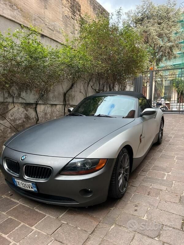 Usata BMW Z4 192 CV (141 kW) 2003 Grigio Cabrio