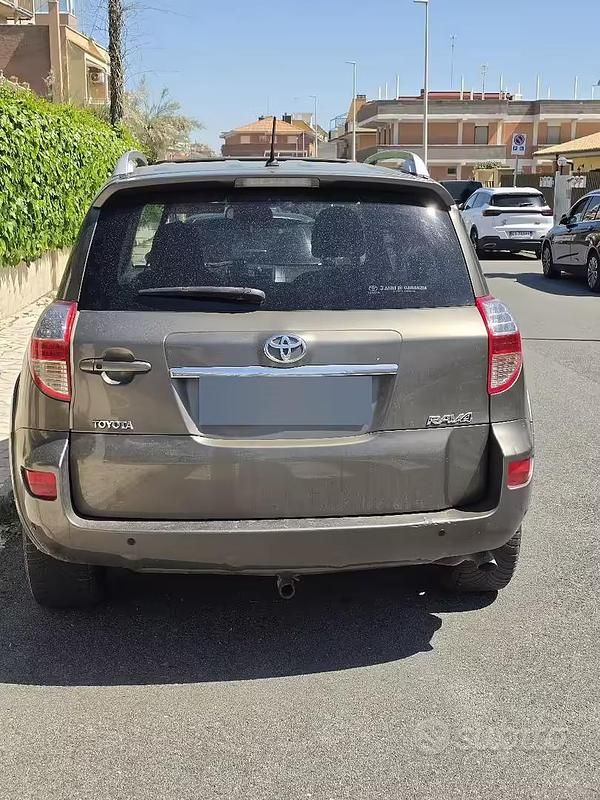 Usata Toyota RAV4 2009 SUV