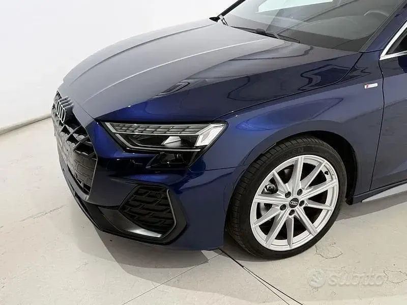 Usata Audi A3 S-Line 150 CV (110 kW) 2025 Blu/azzurro Berlina