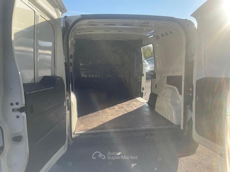 Usata Fiat Doblò Lounge 120 CV (88 kW) 2018 Bianco Monovolume