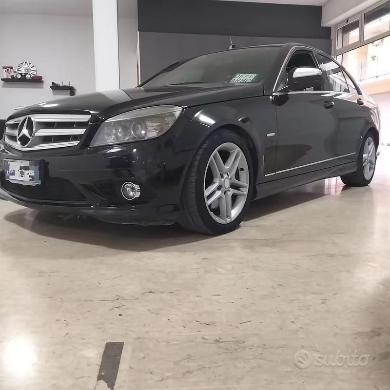 Usata Mercedes C32 AMG Avantgarde 224 CV (164 kW) 2008 Nero Berlina