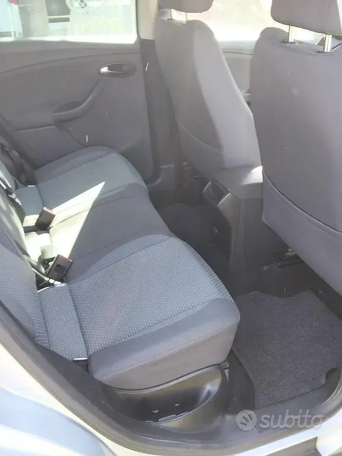 Usata Seat Altea 105 CV (77 kW) 2008 Grigio Monovolume