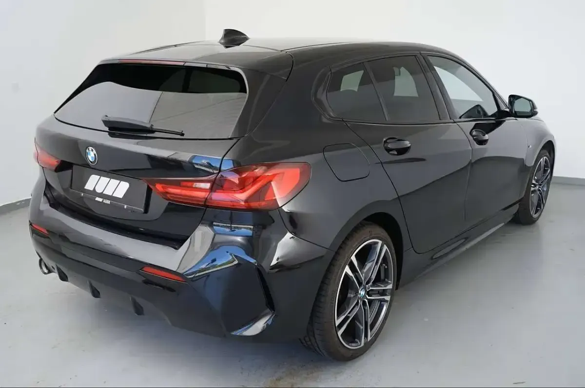 Usata BMW 118 Shadowline 136 CV (100 kW) 2023 Nero Berlina