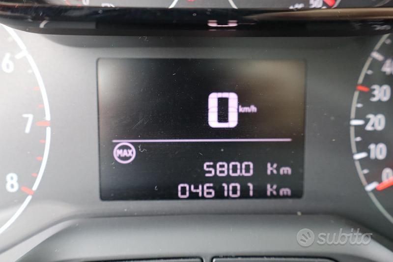 Usata Opel Crossland X Ultimate 110 CV (80 kW) 2021 Rosso SUV