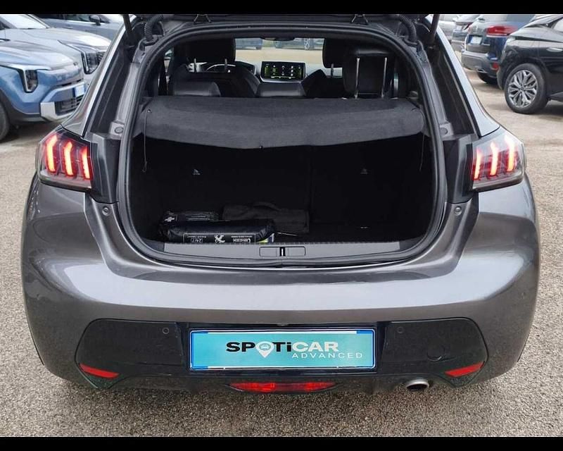 Usata Peugeot 208 GT 100 CV (73 kW) 2021 Grigio Utilitaria