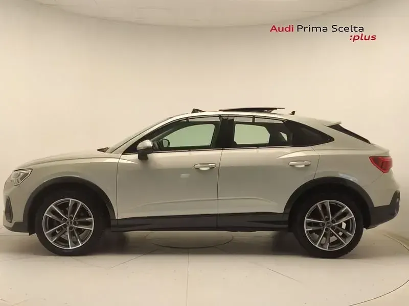 Usata Audi Q3 Sportback Business Plus 150 CV (110 kW) 2021 Argento rugiada metallizzato SUV