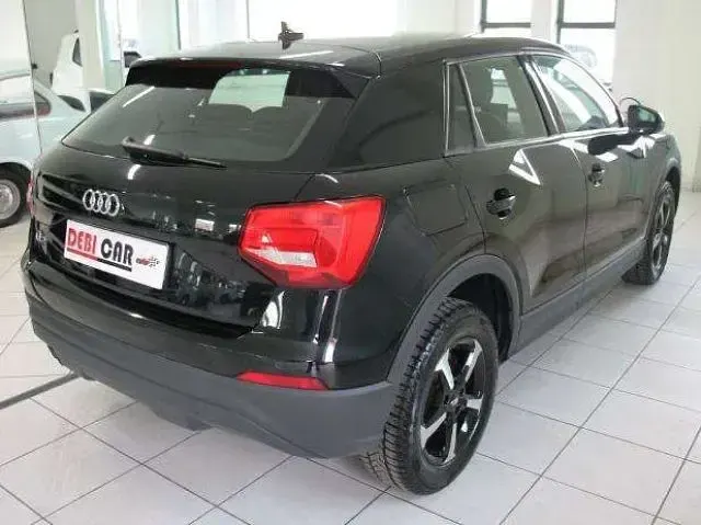 Usata Audi Q2 116 CV (85 kW) 2019 Nero SUV