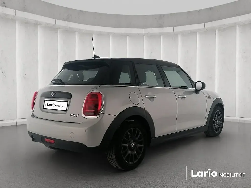 Usata Mini Cooper 136 CV (100 kW) 2020 Argento Utilitaria