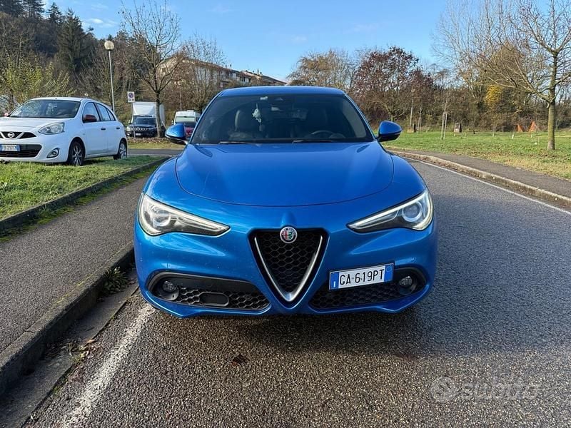 Usata Alfa Romeo Stelvio 210 CV (154 kW) 2020 Blu SUV