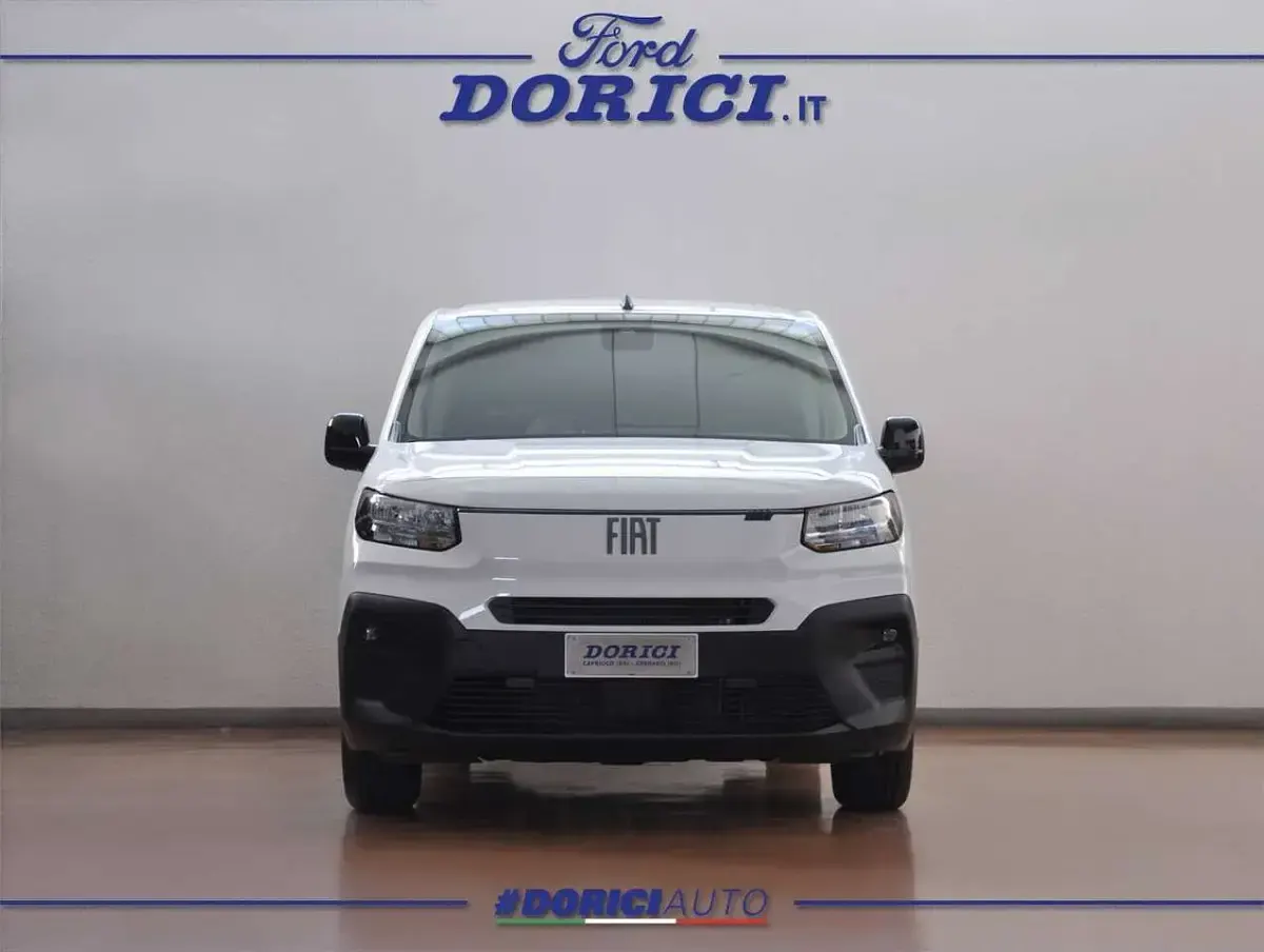 Nuova Fiat Doblò 131 CV (96 kW) 2026 Bianco pastello Monovolume