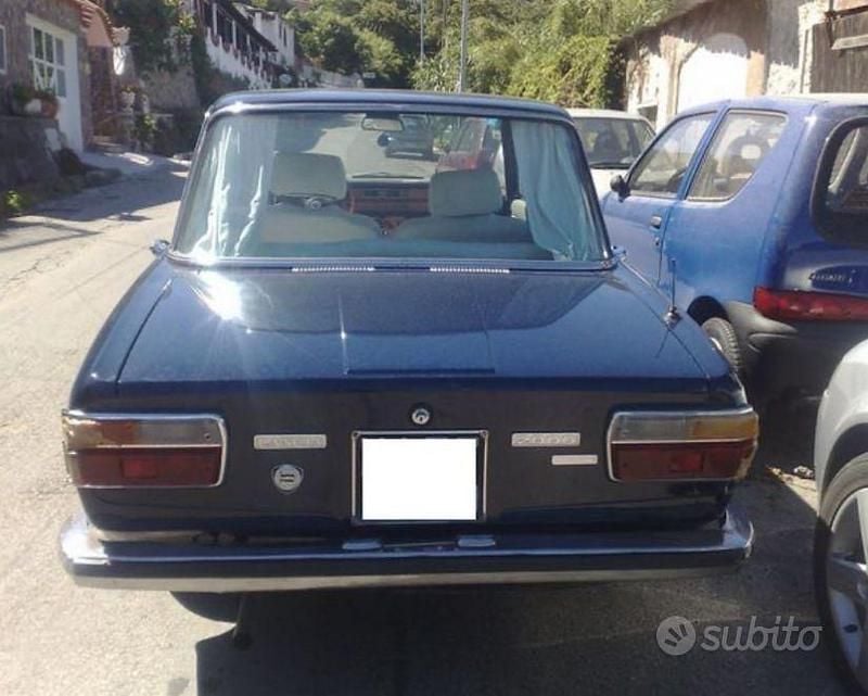 Usata Lancia 2000 1970 Blu Berlina