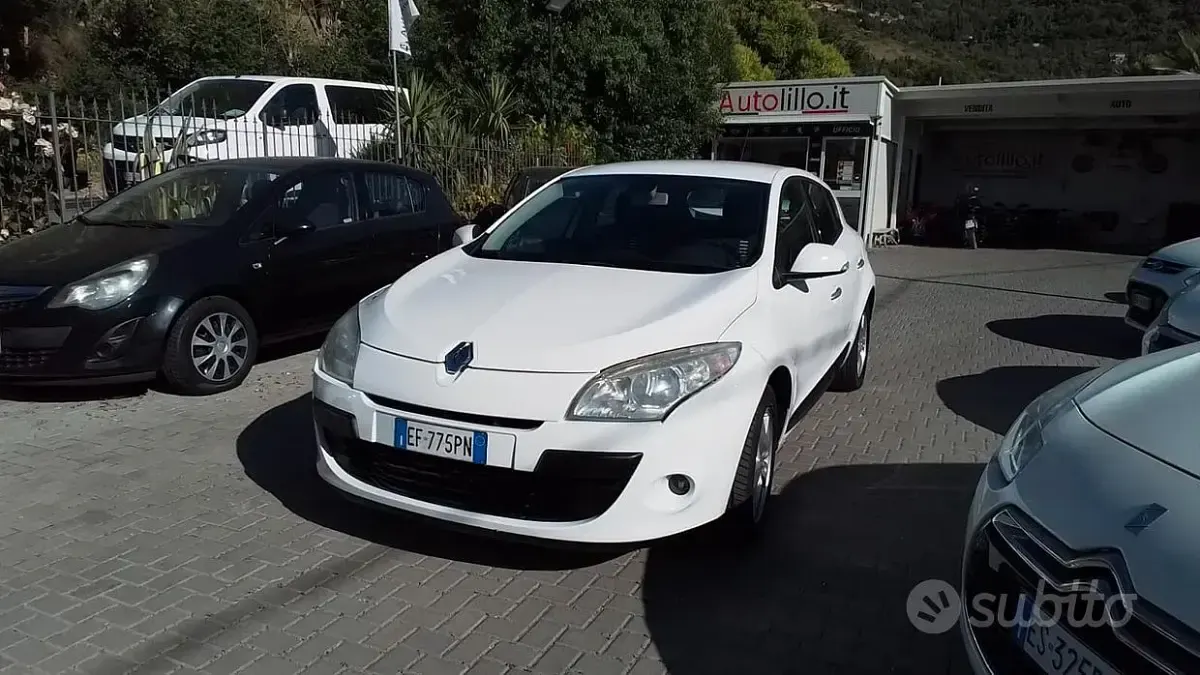 Usata Renault Mégane 110 CV (80 kW) 2010 Bianco Berlina