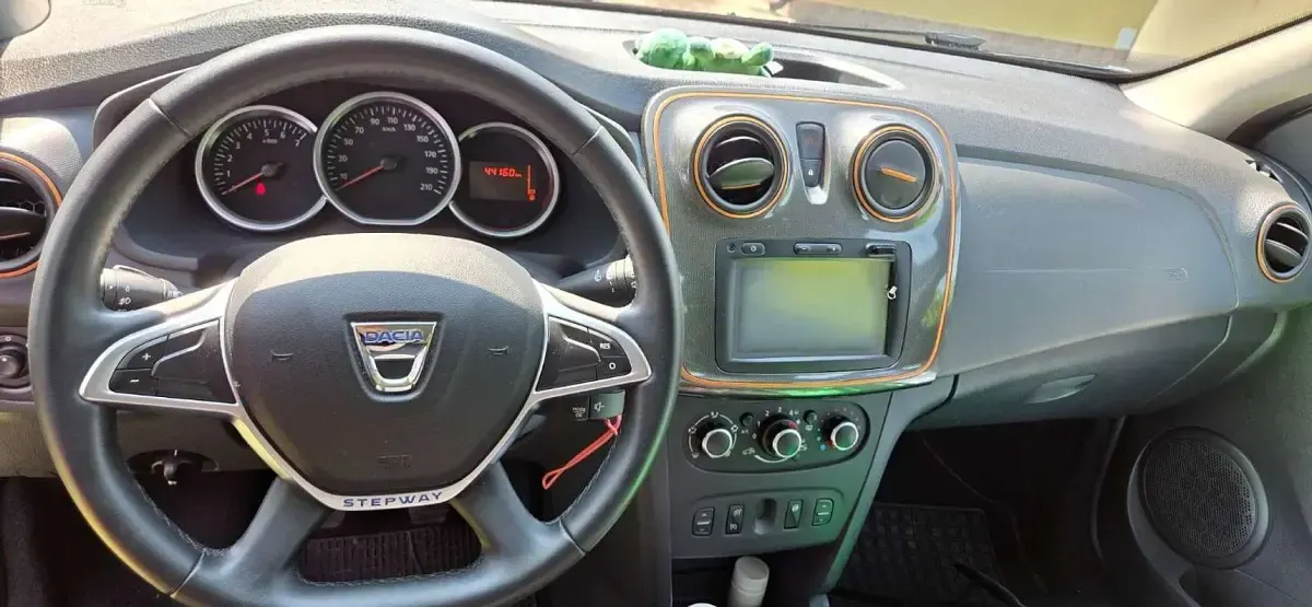 Usata Dacia Sandero Stepway 90 CV (66 kW) 2017 Grigio SUV