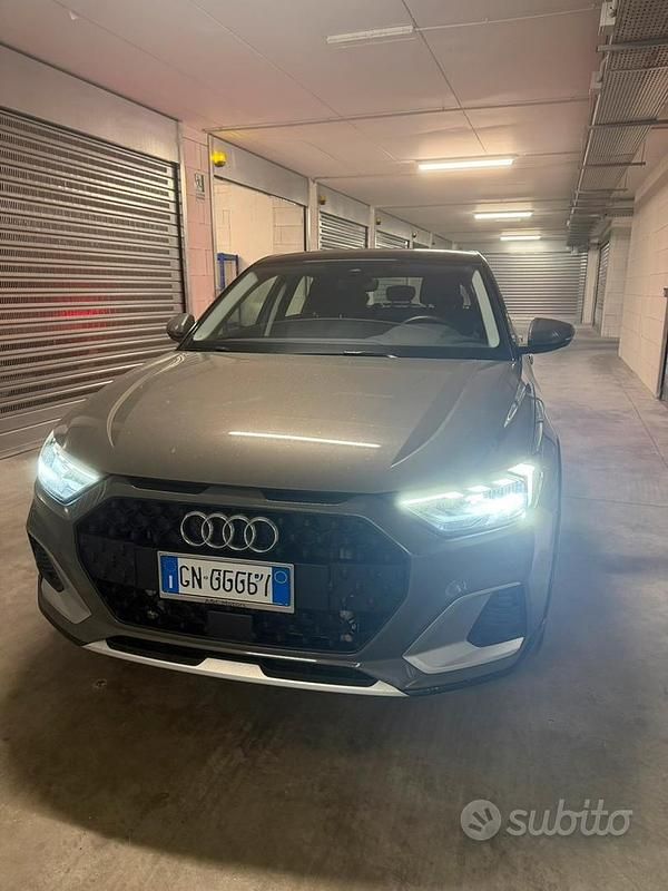 Usata Audi A1 Admired 110 CV (80 kW) 2023 Grigio Berlina