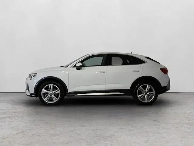 Usata Audi Q3 Sportback S-Line 150 CV (110 kW) 2024 Bianco ghiacciaio metallizzato SUV
