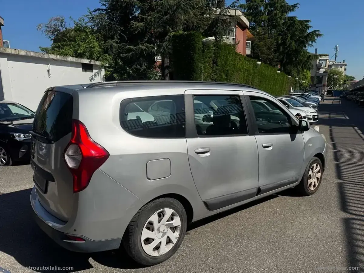 Usata Dacia Logan Ambiance 90 CV (66 kW) 2013 Grigio Station wagon