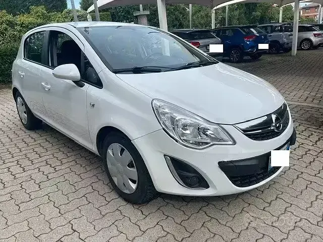 Usata Opel Corsa 86 CV (63 kW) 2013 Bianco Utilitaria