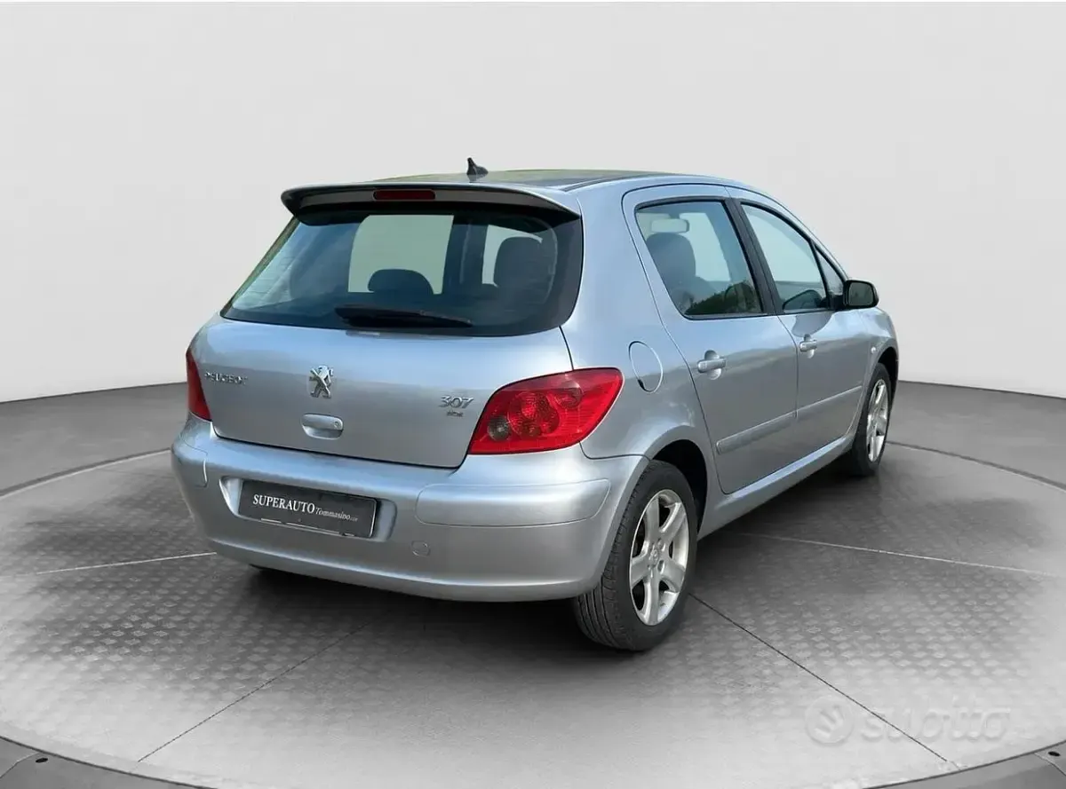 Usata Peugeot 307 90 CV (66 kW) 2004 Grigio Berlina
