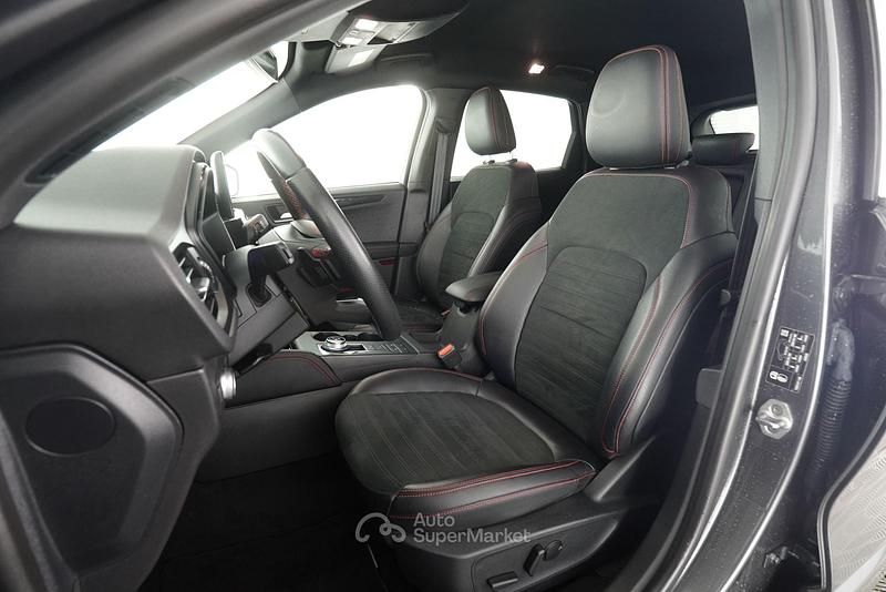 Usata Ford Kuga ST-Line 120 CV (88 kW) 2021 Grigio SUV