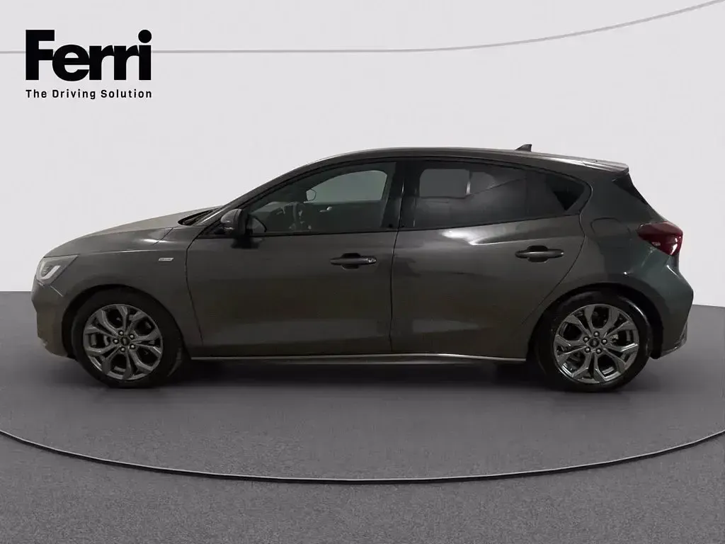 Usata Ford Focus ST-Line 116 CV (85 kW) 2025 Magnetic grey Berlina